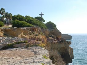 faro-torredembarra-roquer-encanto
